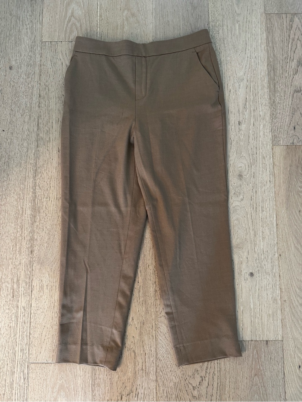 Banana Republic Hayden pants women’s 10 petite taupe ankle trousers
